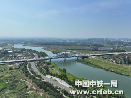 “荷”你相遇！全國首座鋼桁梁與拱殼協作體...