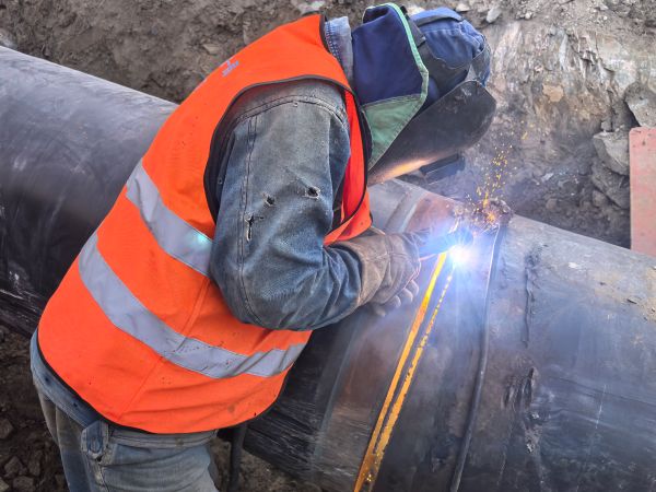 4、管道接口焊接 4、管道接口焊接